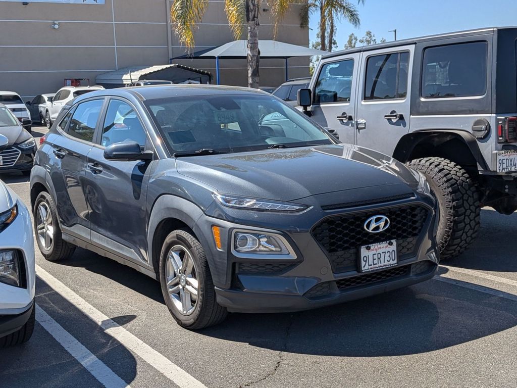 Hyundai Kona SE FWD