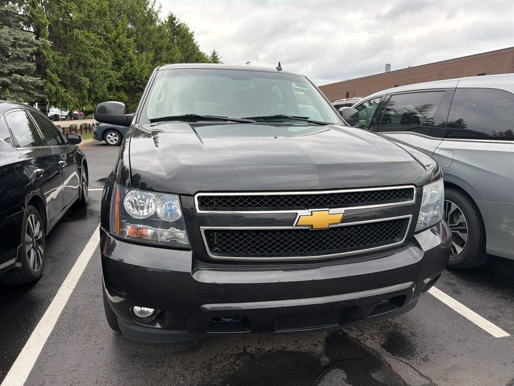 Thumbnail: 2013 Chevrolet Tahoe - 5