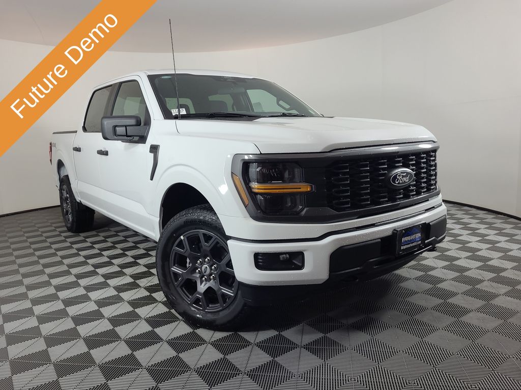 Star White Metallic Tri-Coat 2026 Ford F-150 Pickup Truck Four-Wheel Drive Automatic