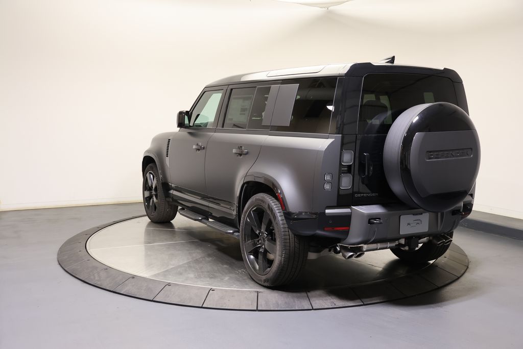 Thumbnail: 2026 Land Rover Defender - 3