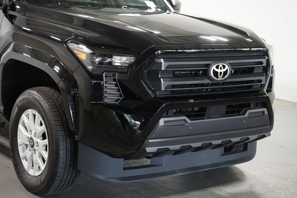 Thumbnail: 2025 Toyota Tacoma - 4