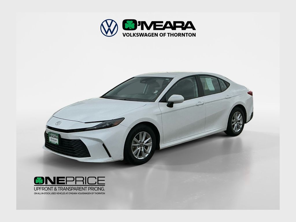 2025 Toyota Camry LE FWD
