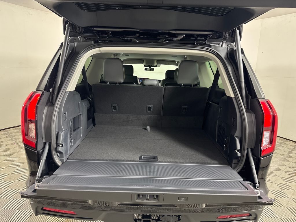 New 2026 Black Ford Active image 28