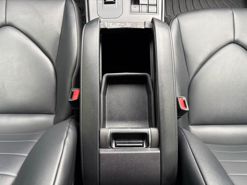 2024 Toyota Highlander Hybrid XLE