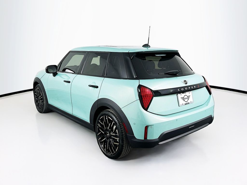 2025 MINI Cooper S 7