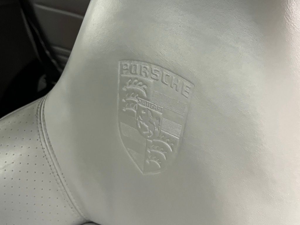 Thumbnail: 2004 Porsche 911 - 29