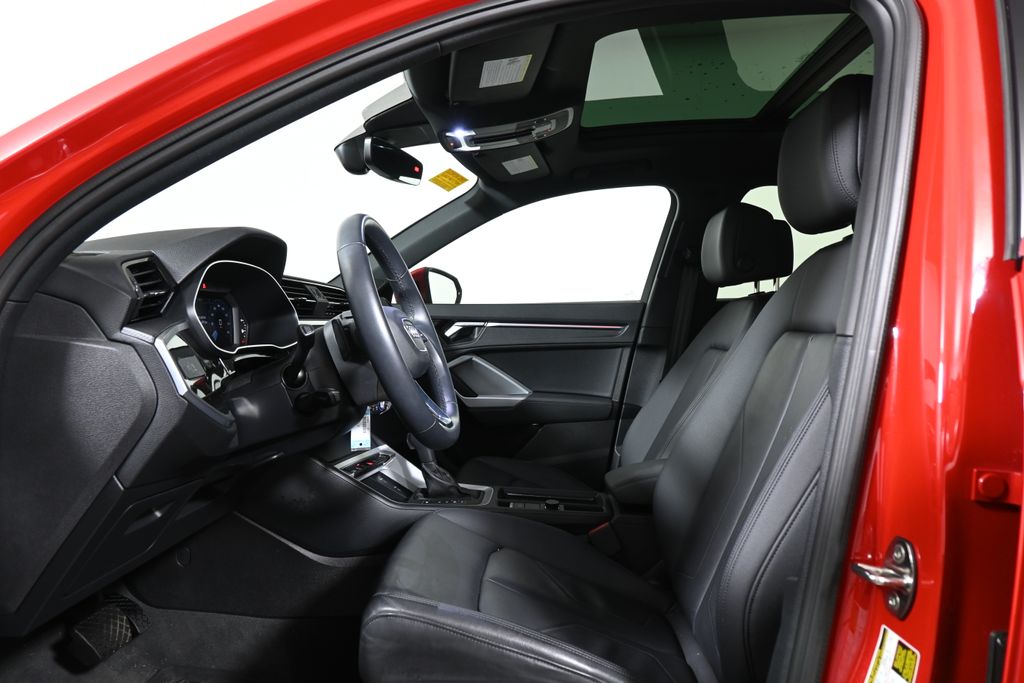 Thumbnail: 2022 Audi Q3 - 3