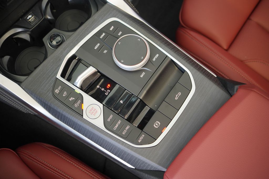 Thumbnail: 2026 BMW 4 Series - 21