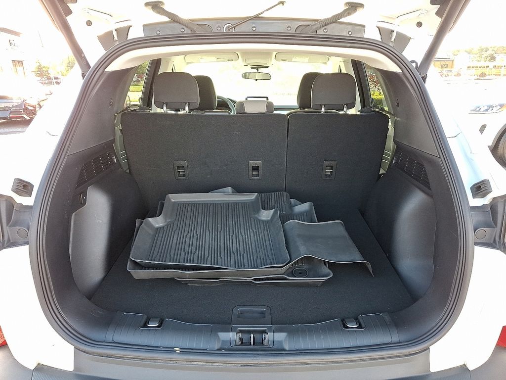 Thumbnail: 2022 Ford Escape - 30