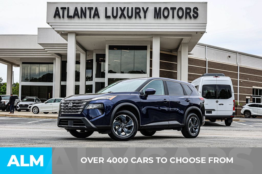 Used 2025 Blue Nissan SV image 3