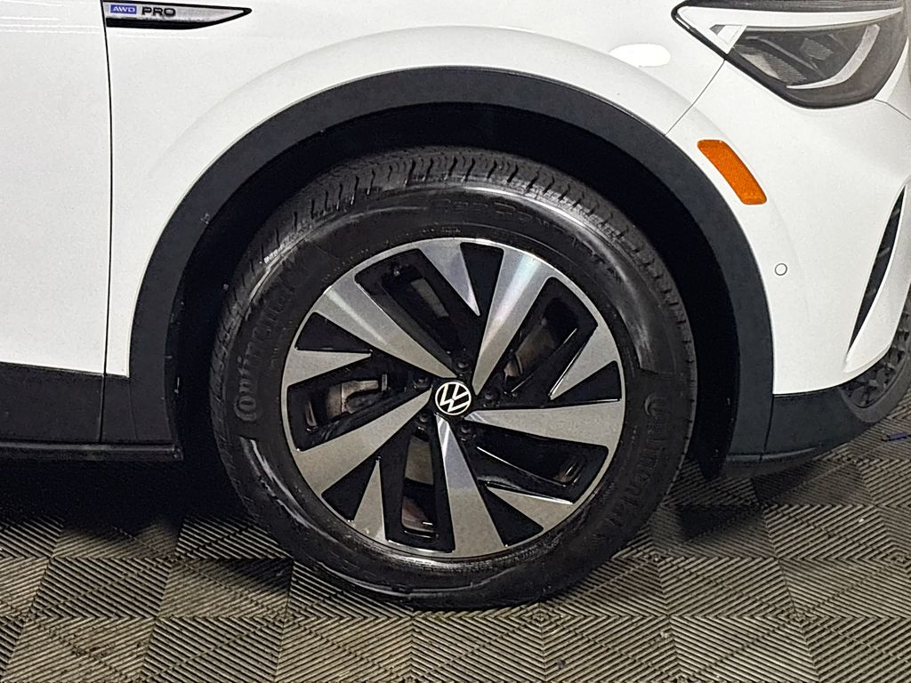 2023 Volkswagen ID.4 Pro