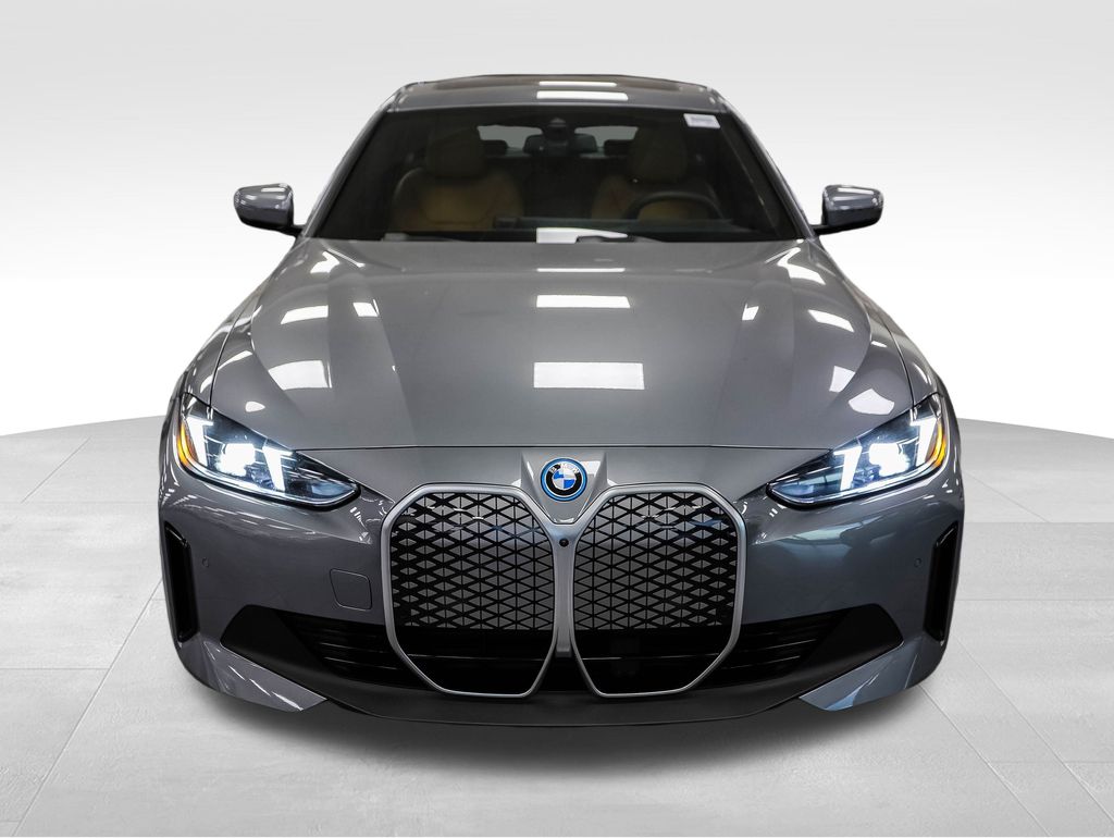 Thumbnail: 2025 BMW i4 - 7