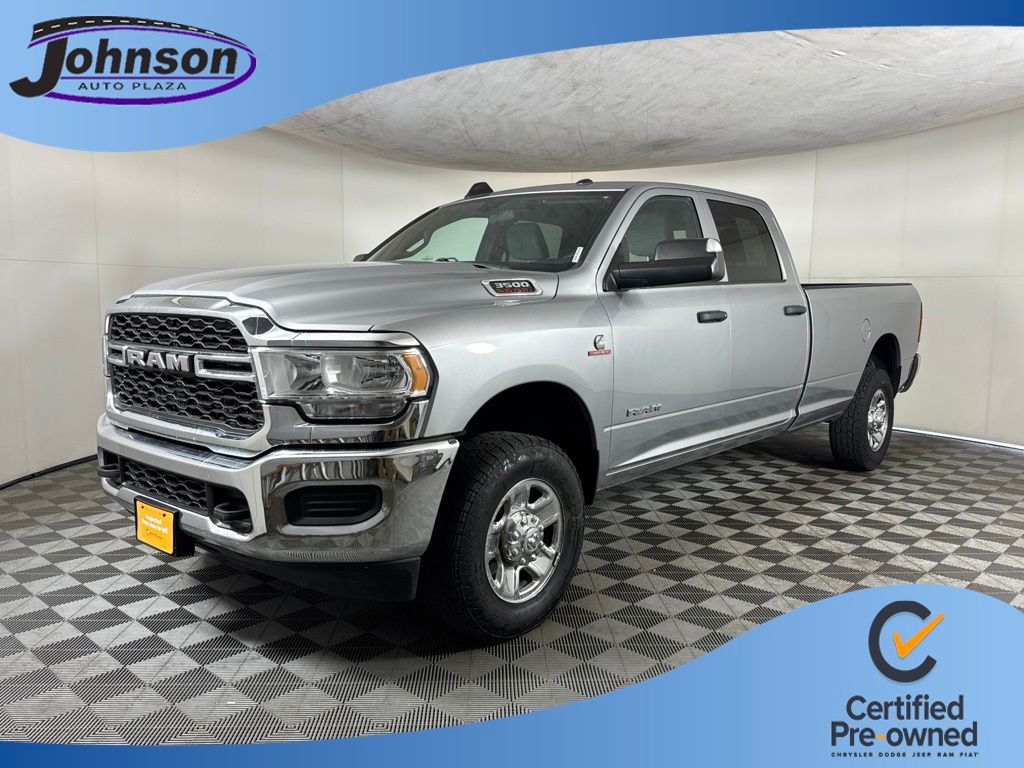 Billet Silver Metallic Clearcoat 2022 RAM 3500 Pickup Truck Four-Wheel Drive 6-Speed Automatic