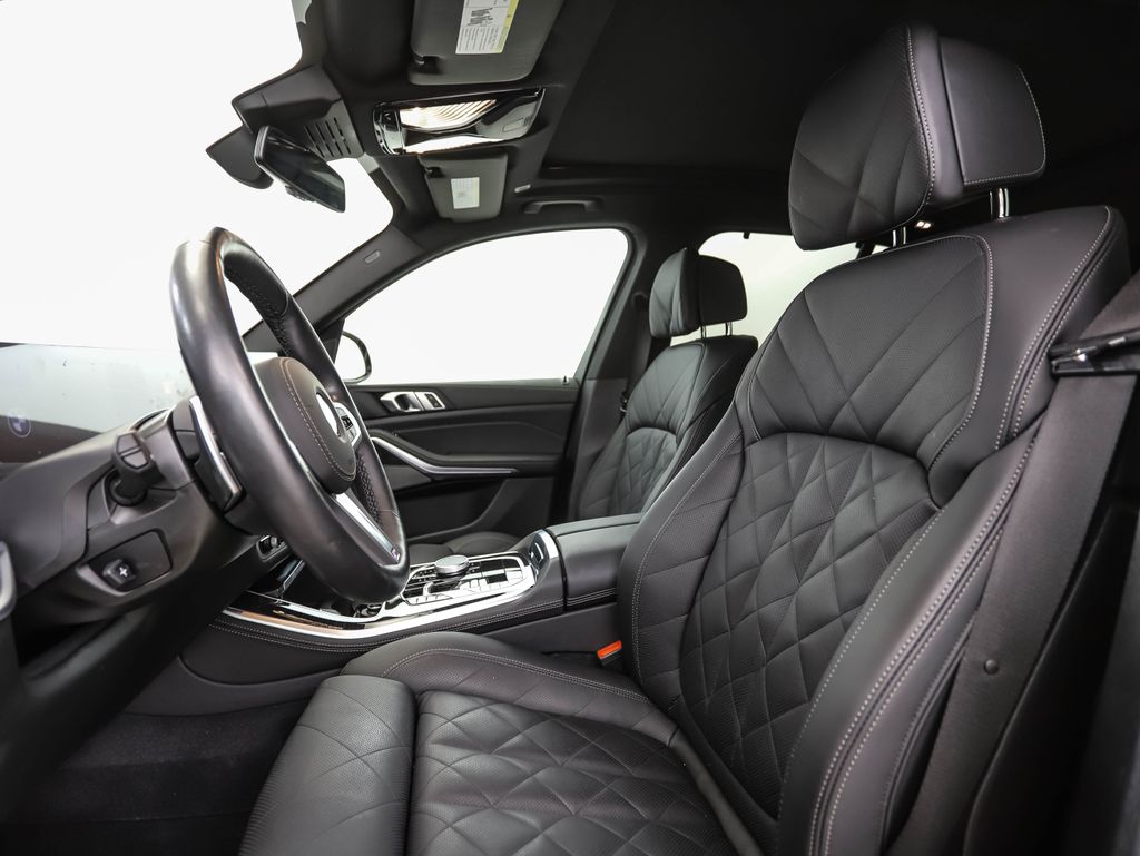 Thumbnail: 2026 BMW X5 - 11