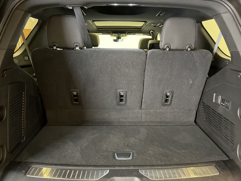 Thumbnail: 2021 Chevrolet Tahoe - 28