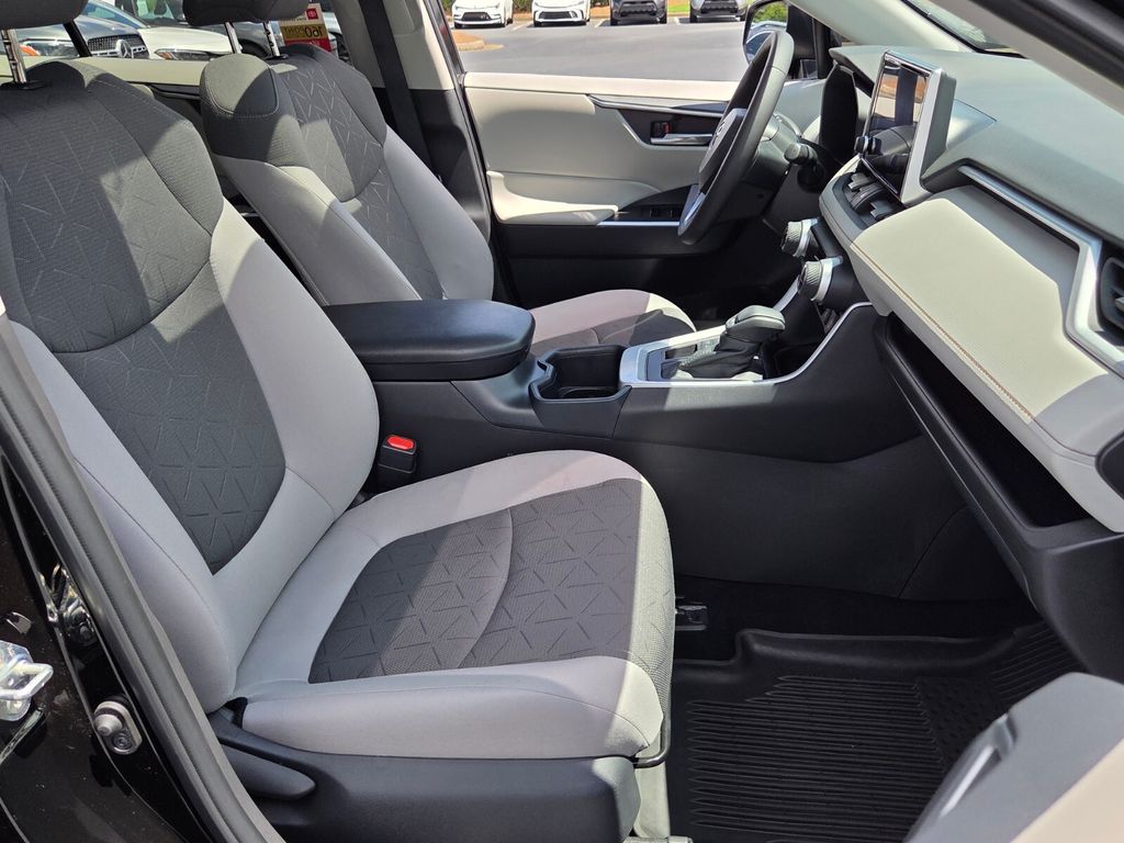 Used 2025 Toyota RAV4 SUV