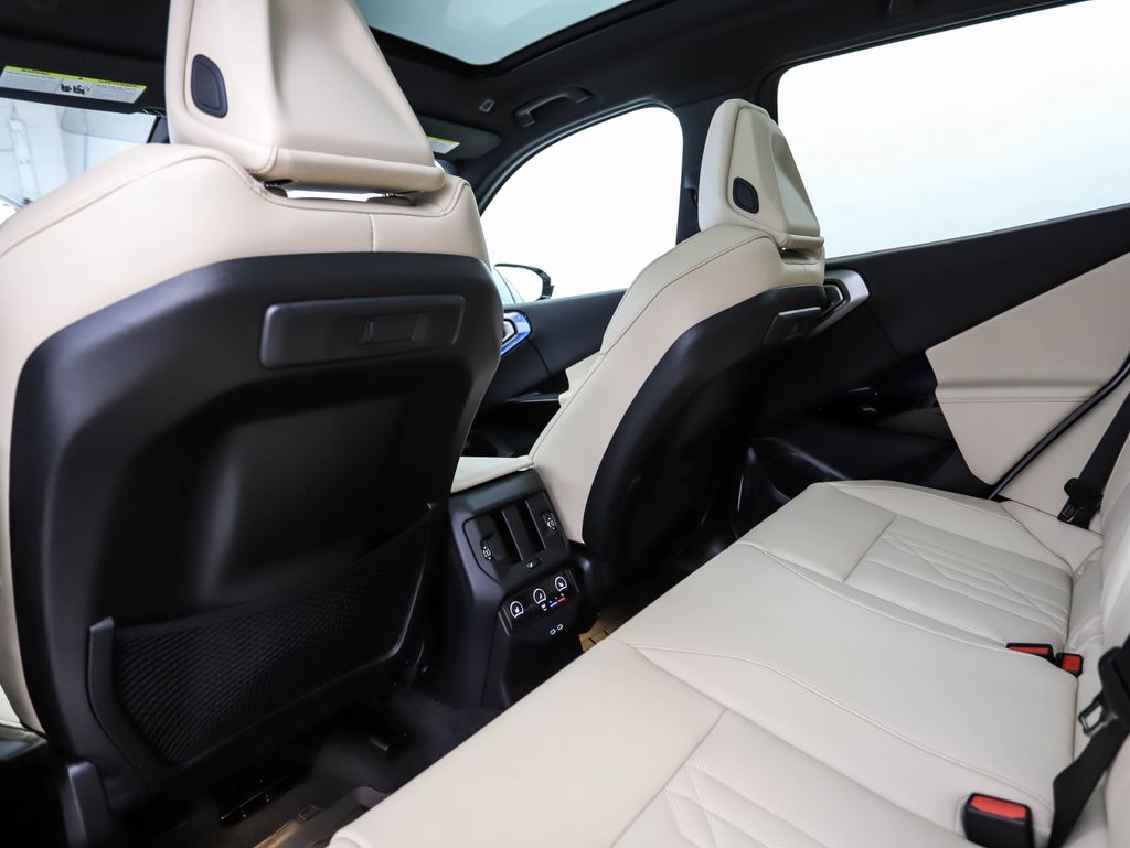 Thumbnail: 2026 BMW X3 - 20