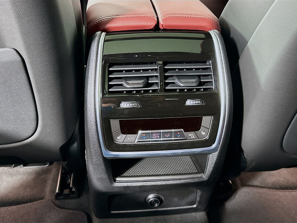 Thumbnail: 2026 BMW X6 - 18