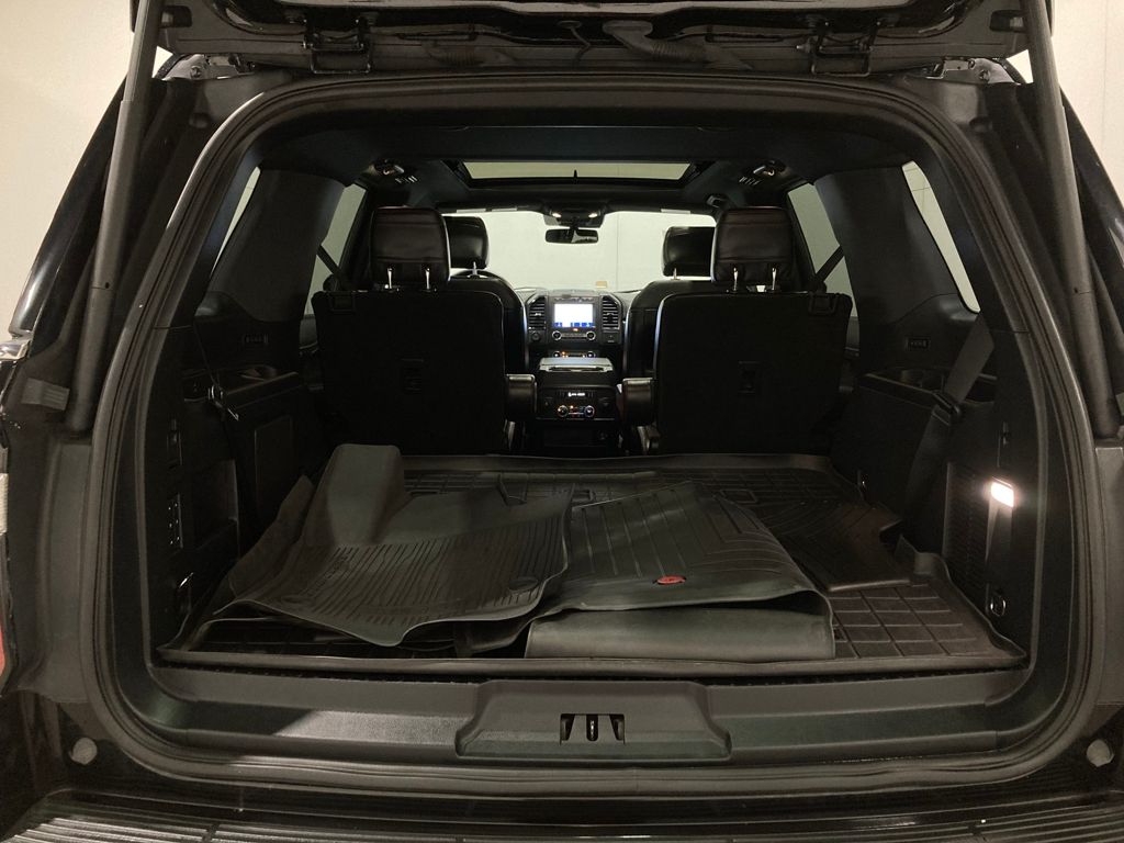 2020 Ford Expedition Limited photo 3