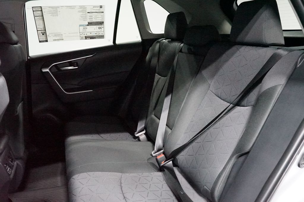 Thumbnail: 2025 Toyota RAV4 - 15