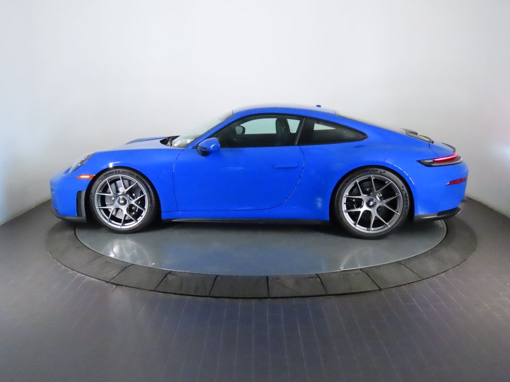 Thumbnail: 2026 Porsche 911 - 2