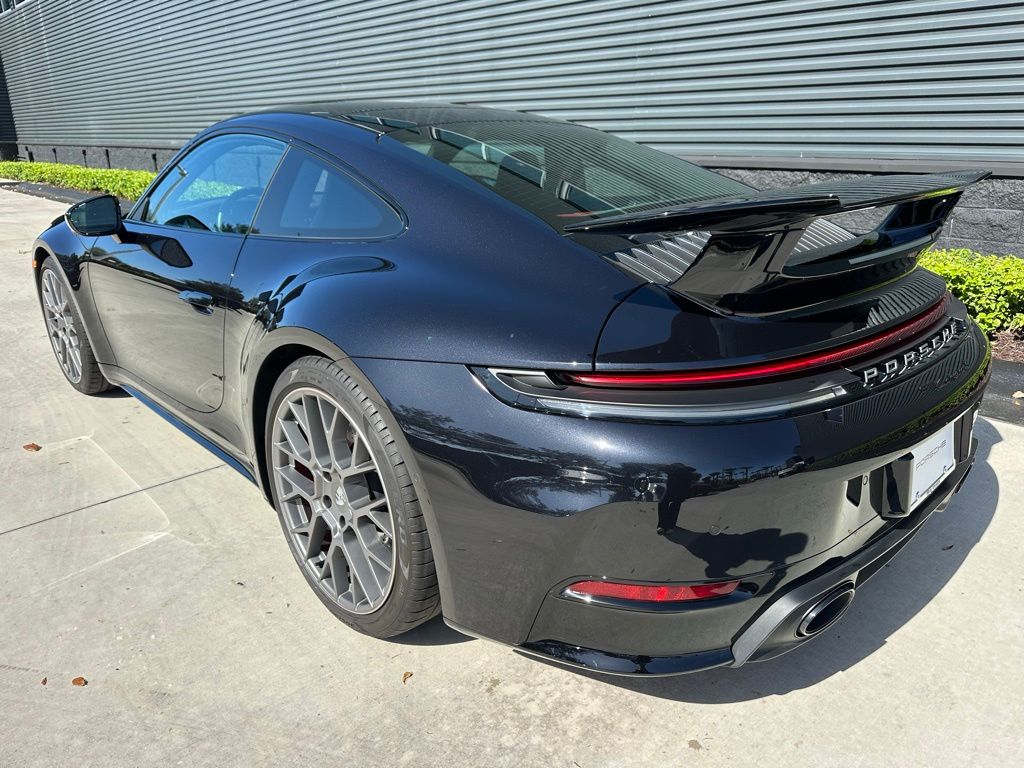 Thumbnail: 2025 Porsche 911 - 3