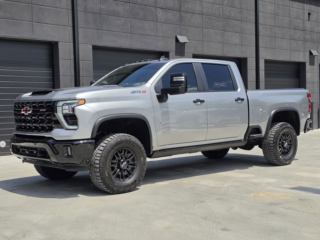 Sterling Gray Metallic 2025 Chevrolet Silverado 2500HD ZR2 Crew Cab 4WD Pickup Truck Four-Wheel Drive Automatic