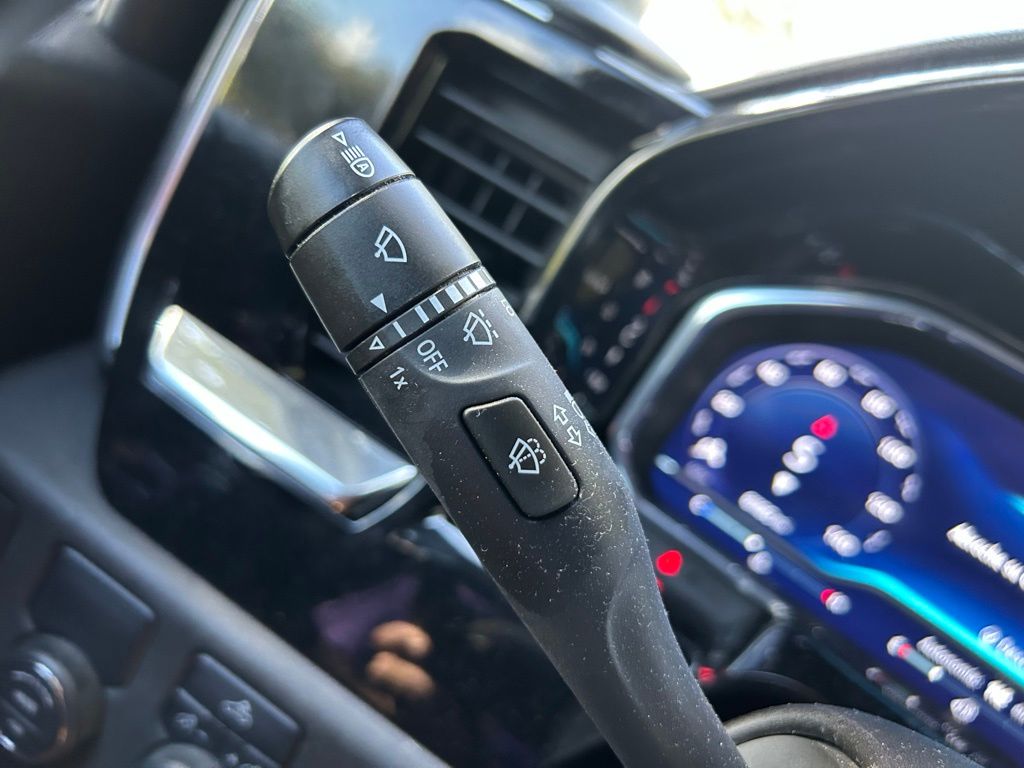 Thumbnail: 2023 Chevrolet Silverado 1500 - 27