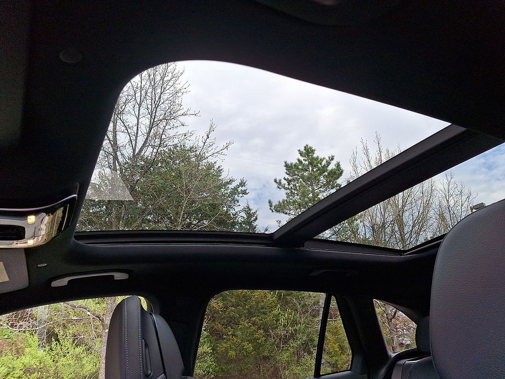 Thumbnail: 2025 Mercedes-Benz GLC - 10