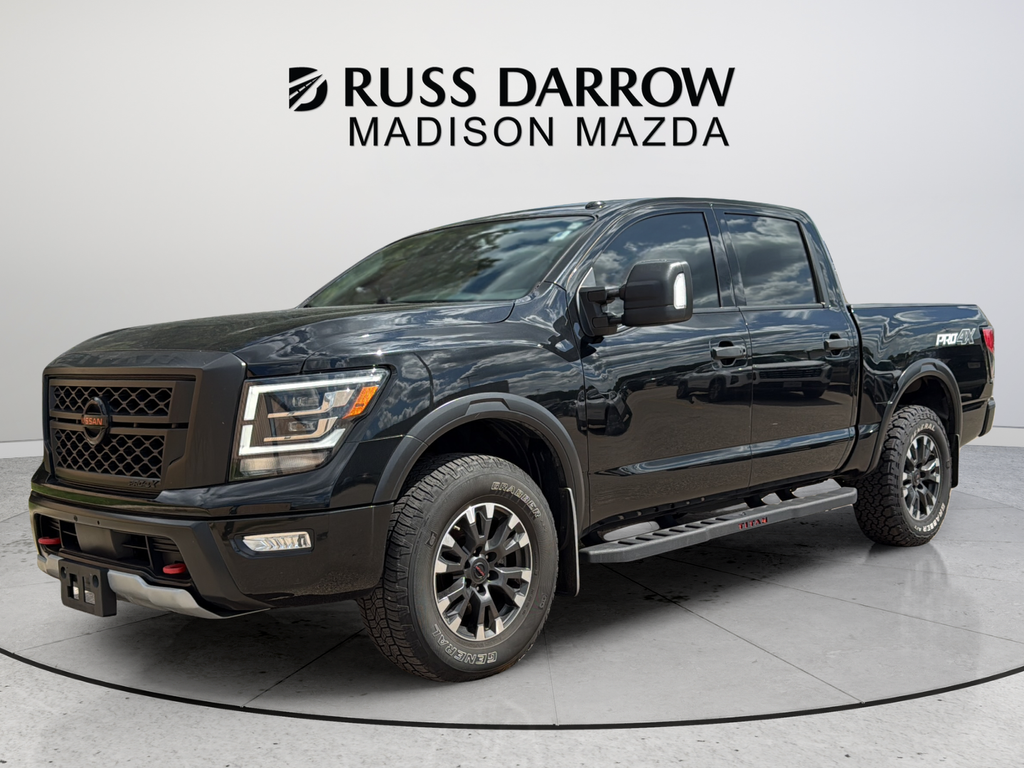 2021 Nissan Titan PRO-4X Crew Cab 4WD