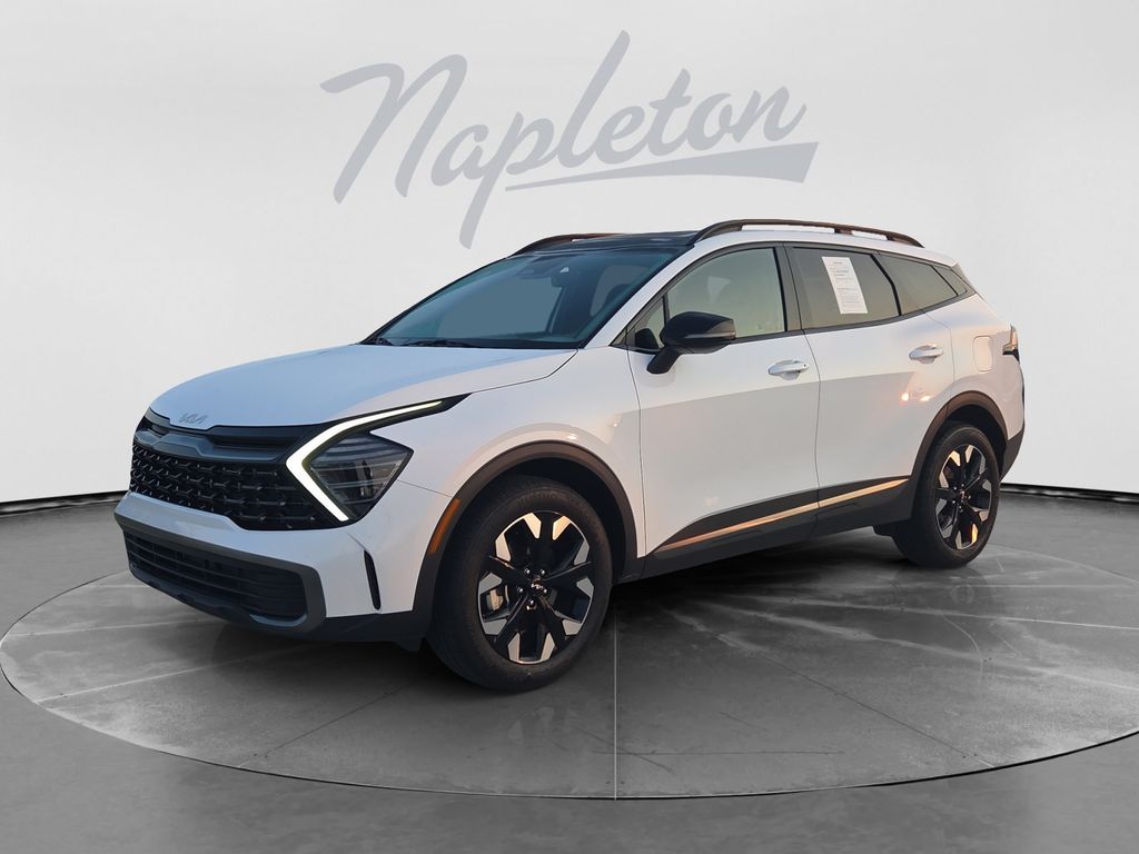 Glacial White Pearl 2024 Kia Sportage SUV / Crossover All-Wheel Drive 8-Speed Automatic