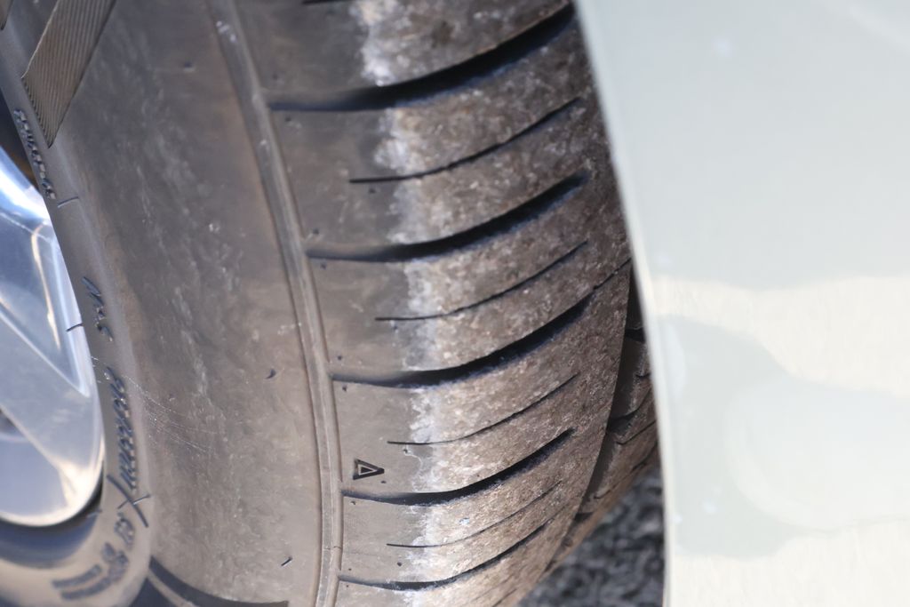 Thumbnail: 2012 Chevrolet Volt - 6