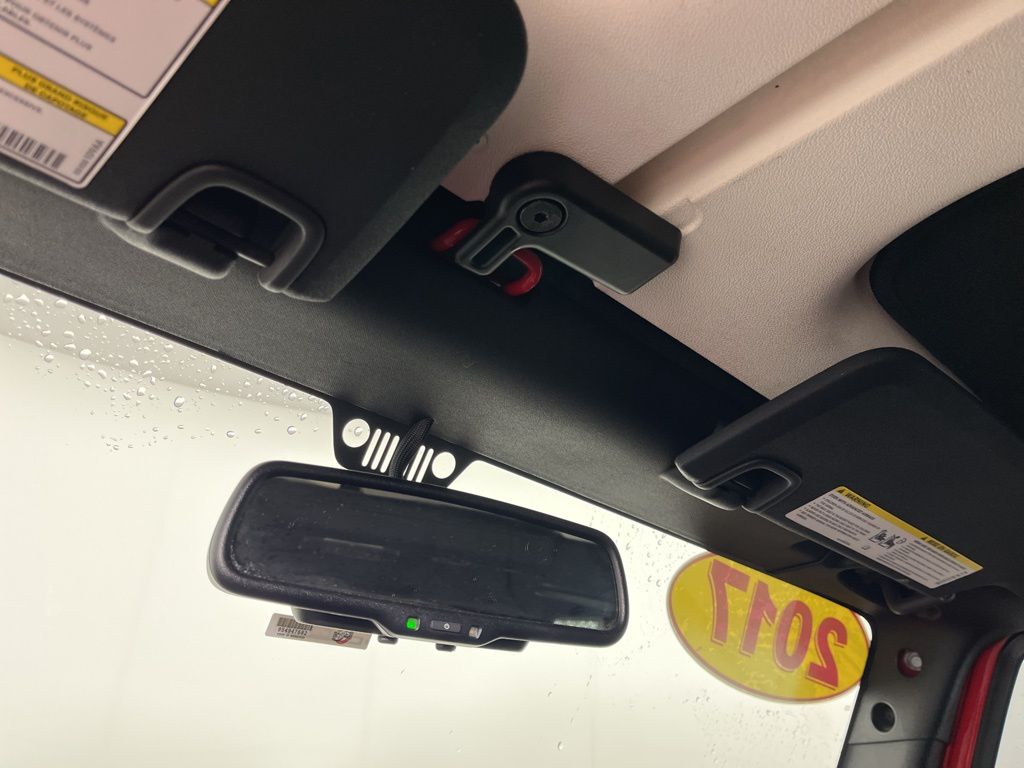 Thumbnail: 2017 Jeep Wrangler - 25