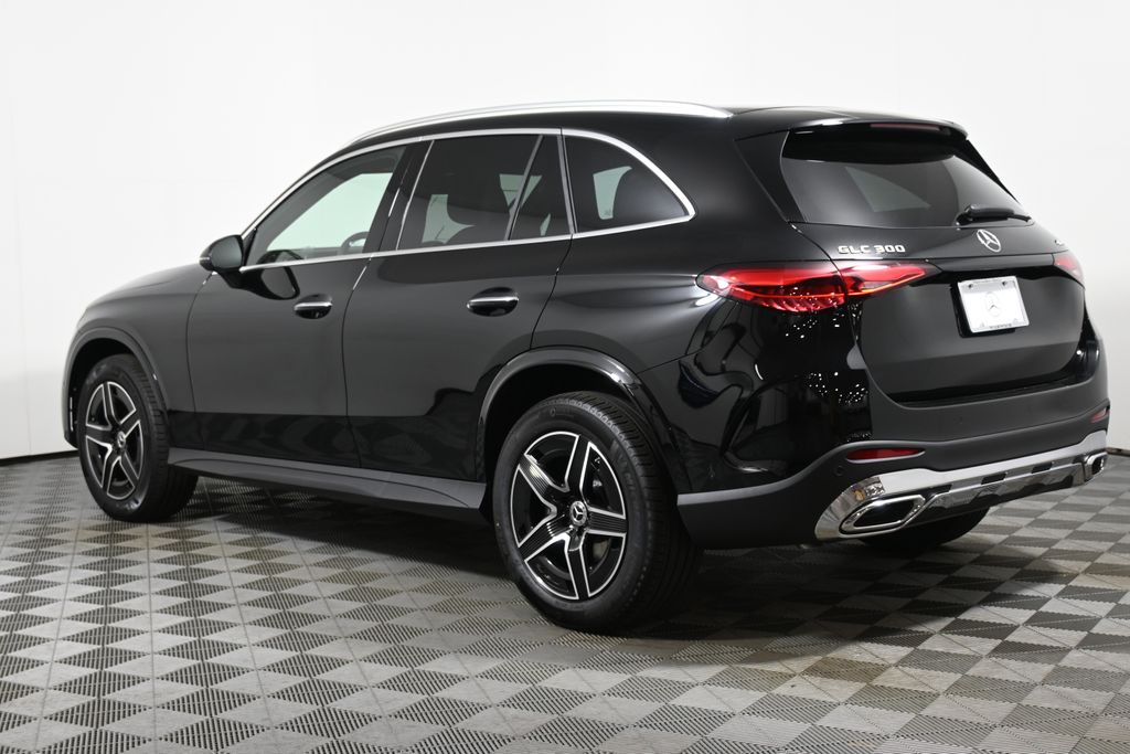 Thumbnail: 2026 Mercedes-Benz GLC - 4