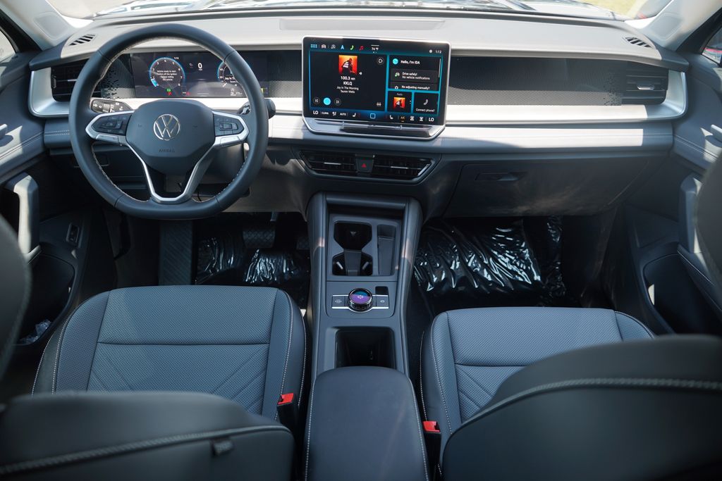 Thumbnail: 2025 Volkswagen Tiguan - 8