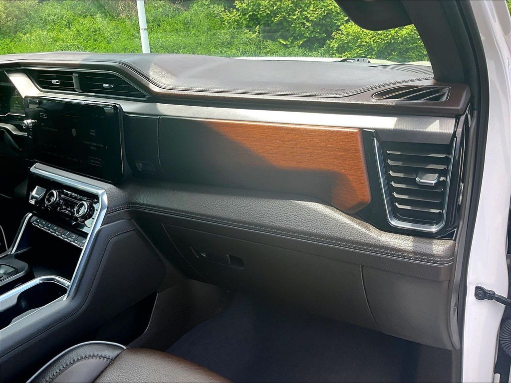 2024 GMC Sierra 1500 — photo 13