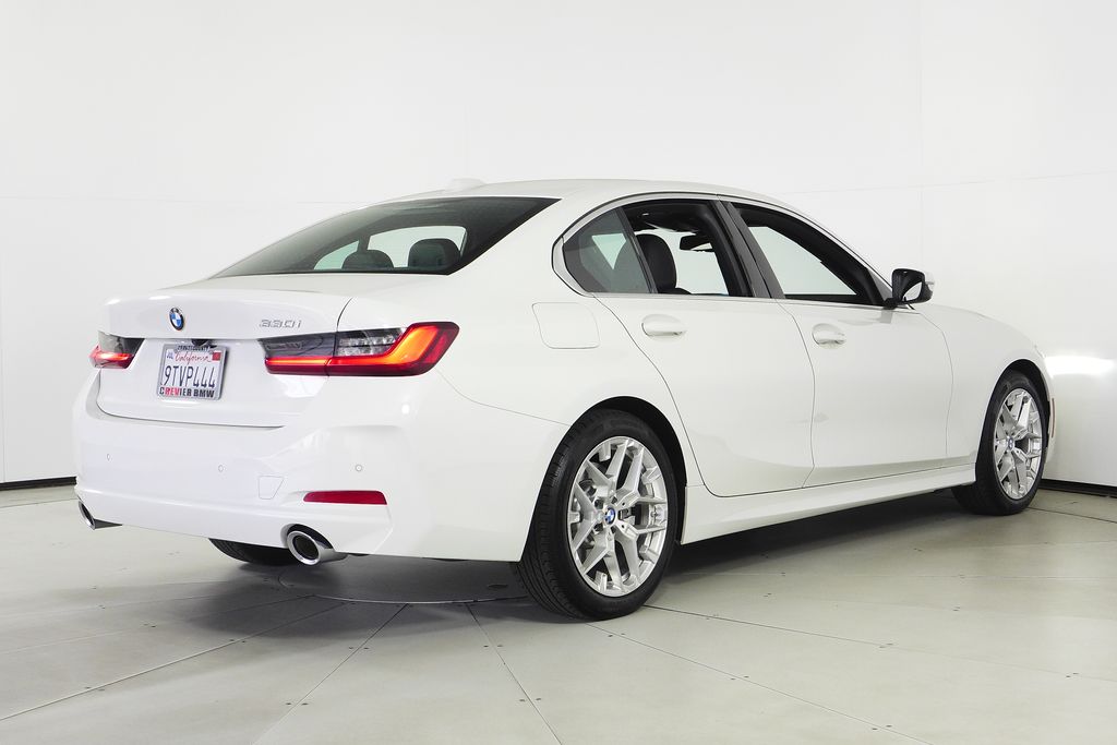 Thumbnail: 2025 BMW 3 Series - 7