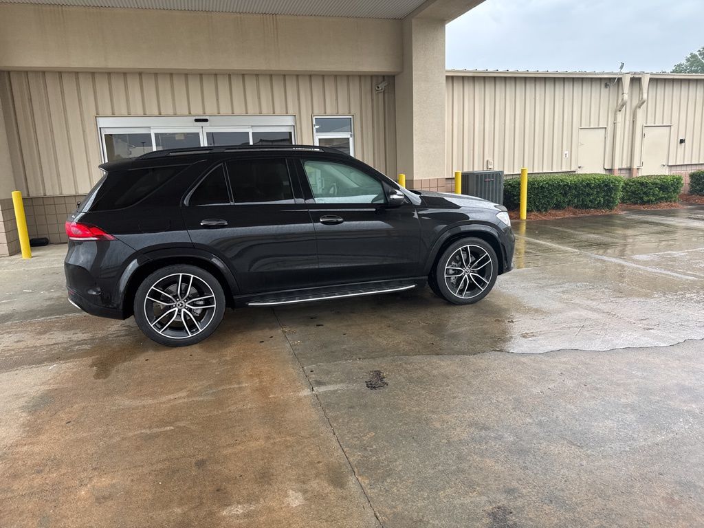 2021 Black Mercedes-Benz GLE GLE 450 AWD SUV