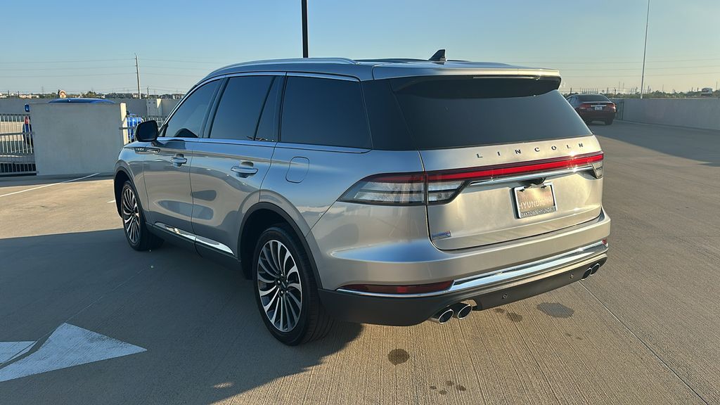 2023 Lincoln Aviator Reserve Silver at Gullo Toyota