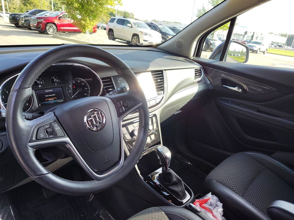 2021 Buick Encore Preferred 23