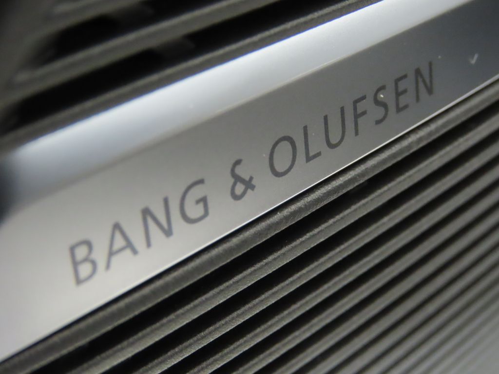 Thumbnail: 2026 Audi RS Q8 - 29