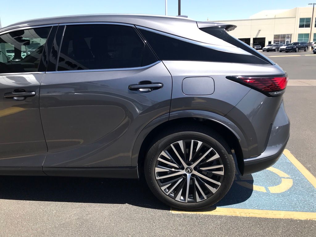 2023 Lexus RX 350 5