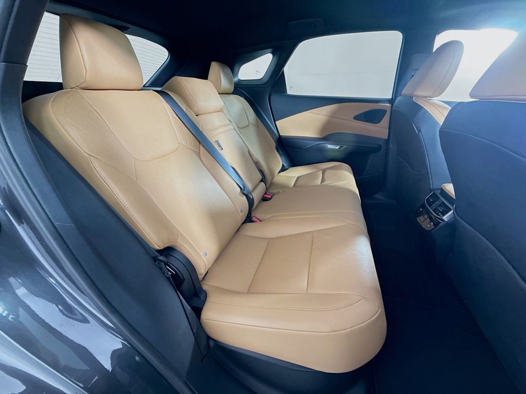 Thumbnail: 2025 Lexus RX - 28