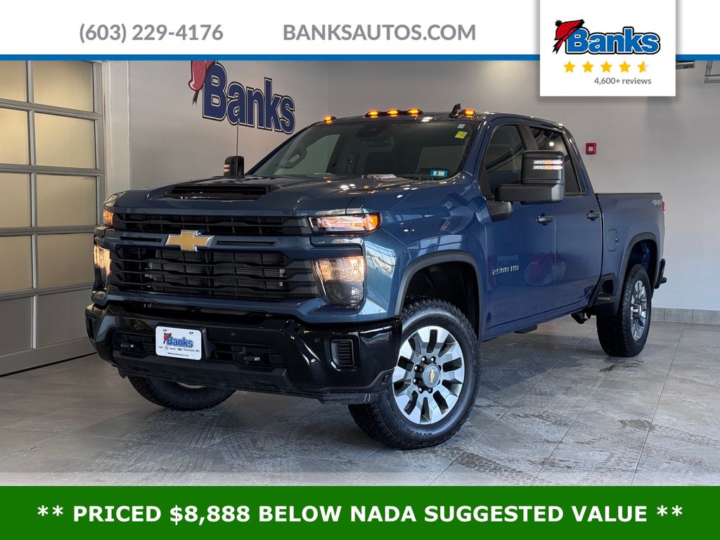 2025 Chevrolet Silverado 2500HD Custom Crew Cab 4WD