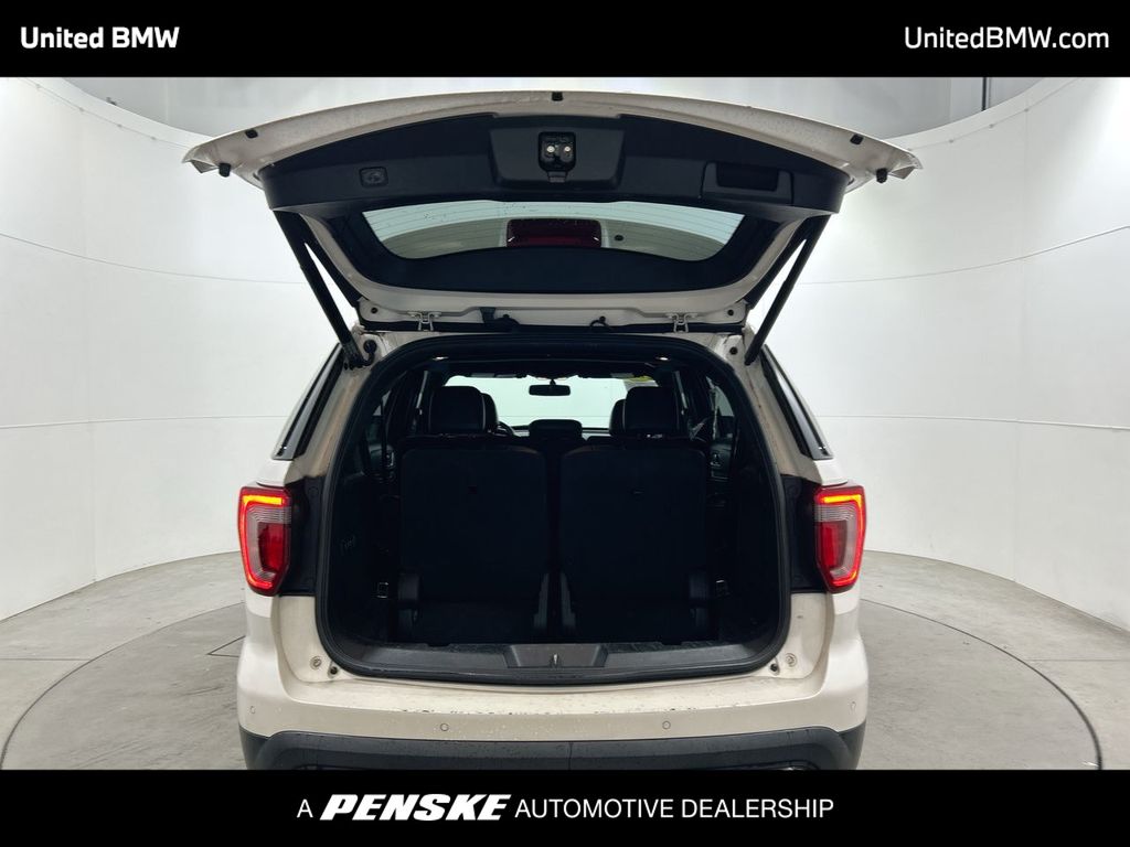 Thumbnail: 2017 Ford Explorer - 23