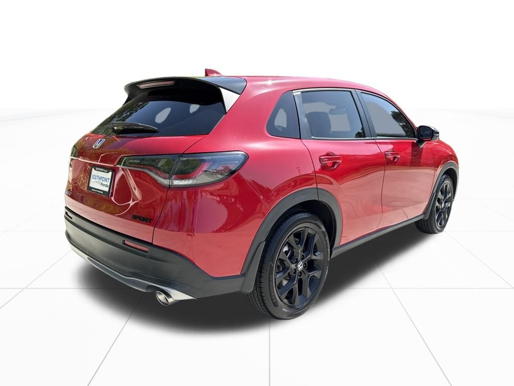 View vehicle photo 7