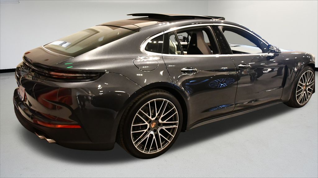 Thumbnail: 2026 Porsche Panamera - 2