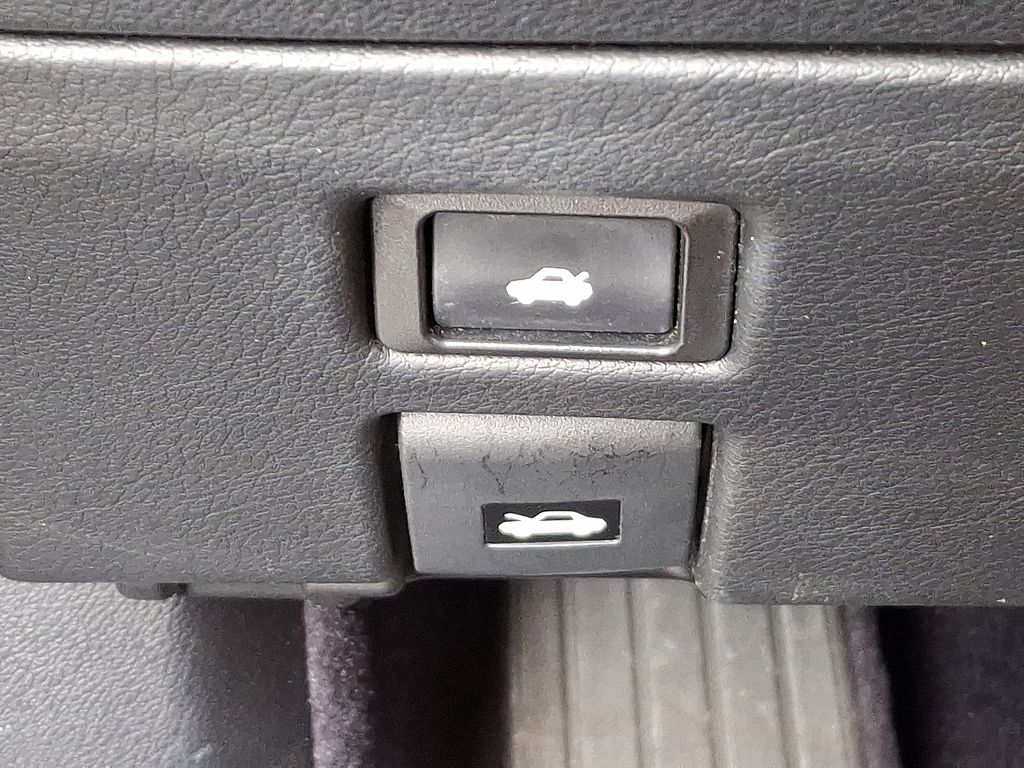 Thumbnail: 2013 Lexus GS - 29