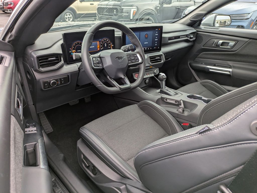 2025 Ford Mustang GT Fastback