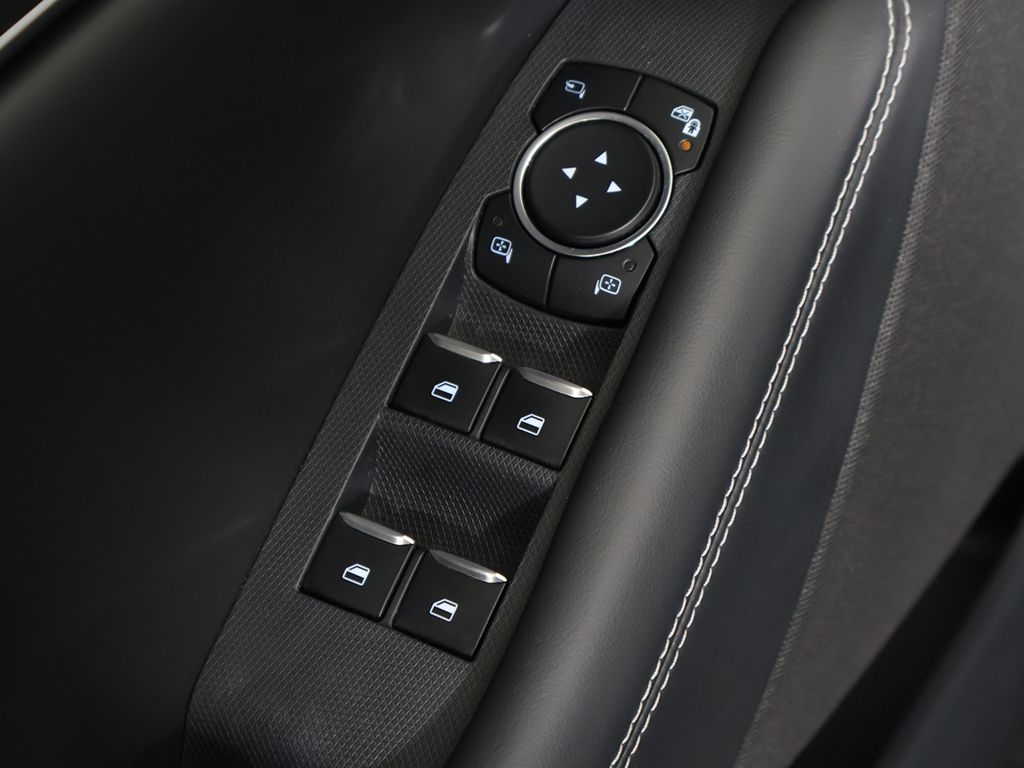 Used 2024 Black Ford Select image 38